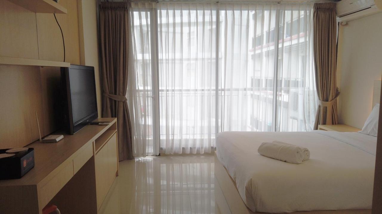 Strategic At Beverly Dago With Mountain View By Travelio Apartemen *